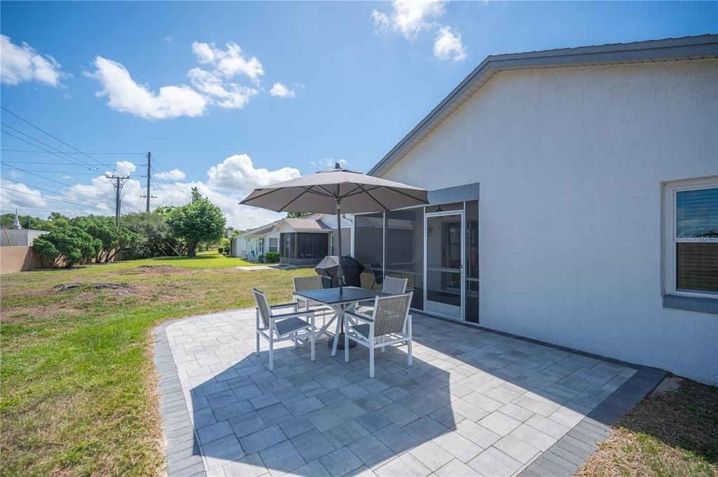 Activo con contrato: $249,000 (2 camas, 2 baños, 1028 Pies cuadrados)