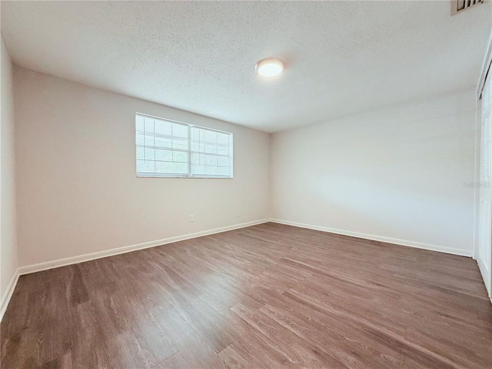 В аренду: $1,550 (2 спален, 1 ванн, 850 Квадратных фут)