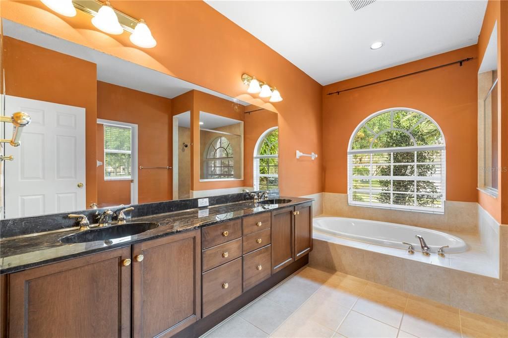 Active With Contract: $925,000 (5 beds, 3 baths, 3073 Square Feet)