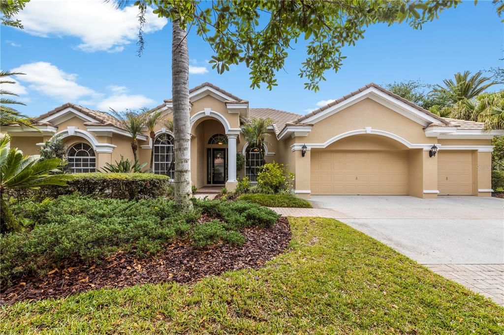 Active With Contract: $925,000 (5 beds, 3 baths, 3073 Square Feet)