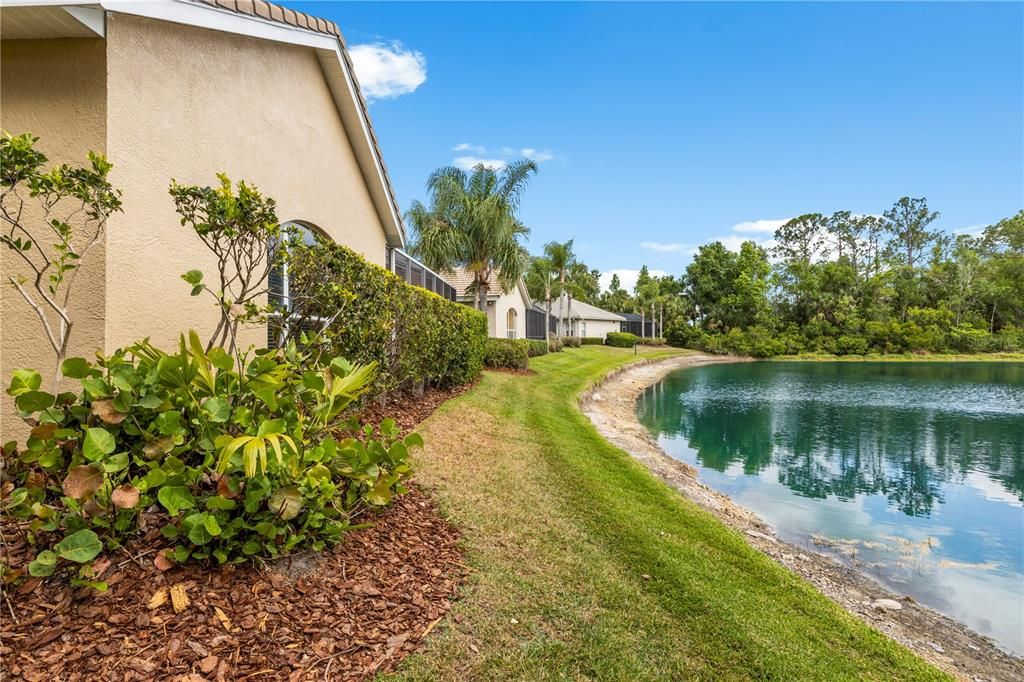 Active With Contract: $925,000 (5 beds, 3 baths, 3073 Square Feet)