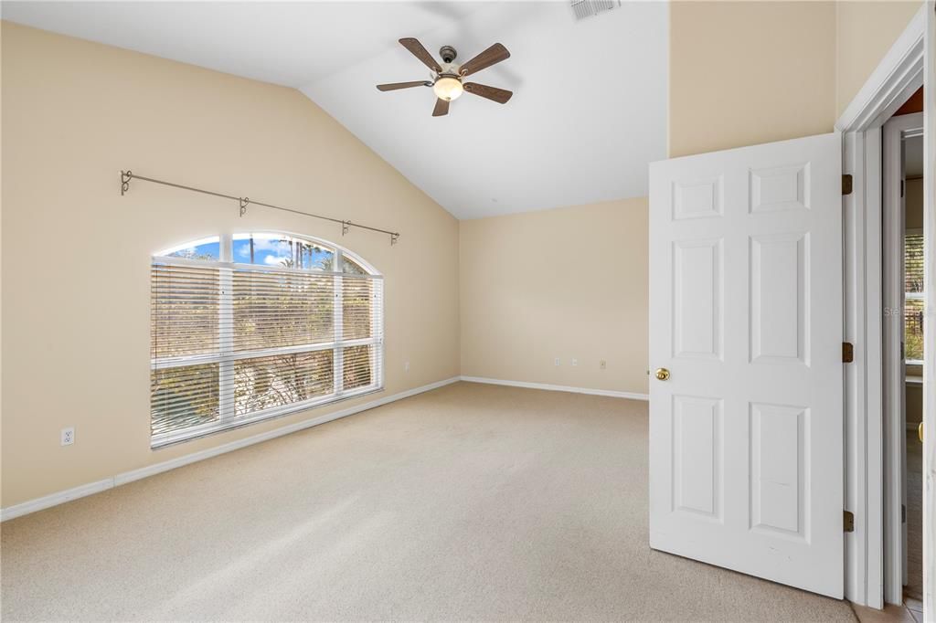 Active With Contract: $925,000 (5 beds, 3 baths, 3073 Square Feet)