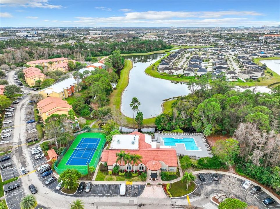 Active With Contract: $1,250 (1 beds, 1 baths, 711 Square Feet)