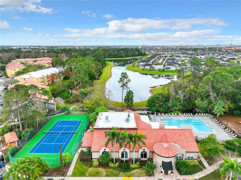Active With Contract: $1,250 (1 beds, 1 baths, 711 Square Feet)