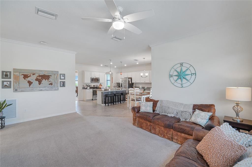 Activo con contrato: $659,900 (5 camas, 3 baños, 3257 Pies cuadrados)