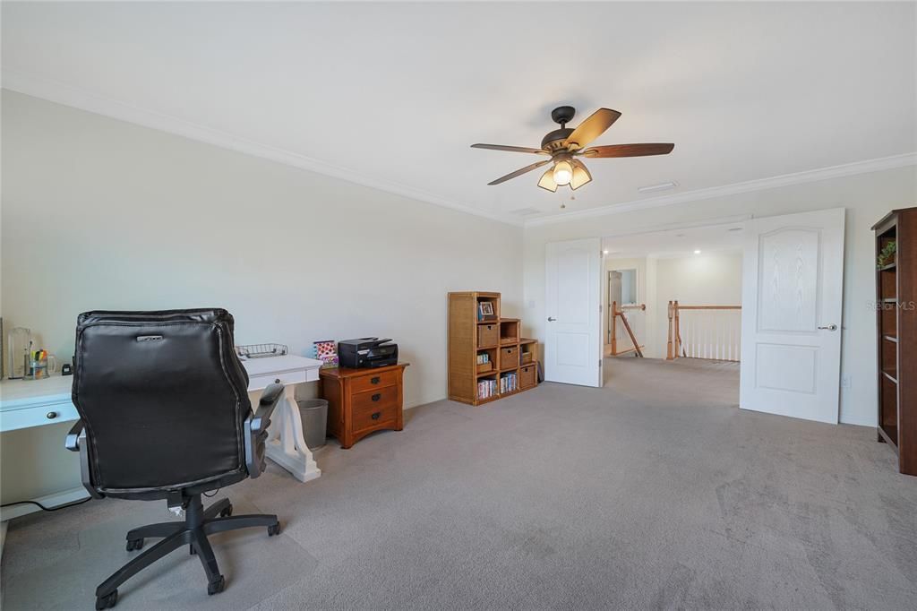 Activo con contrato: $659,900 (5 camas, 3 baños, 3257 Pies cuadrados)