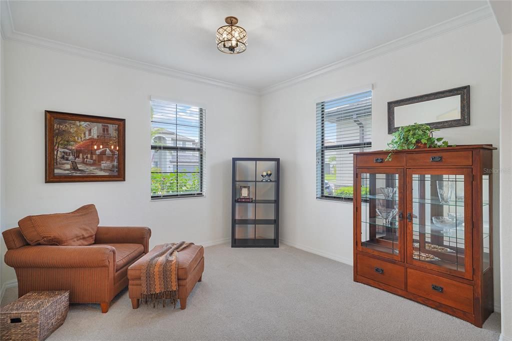 Activo con contrato: $659,900 (5 camas, 3 baños, 3257 Pies cuadrados)