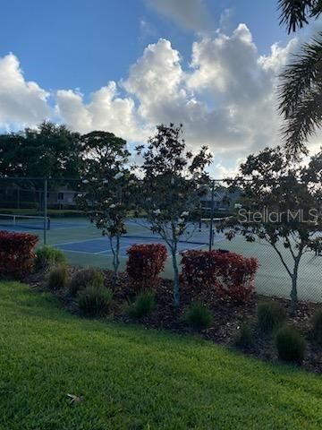 Active With Contract: $2,000 (2 beds, 2 baths, 1201 Square Feet)