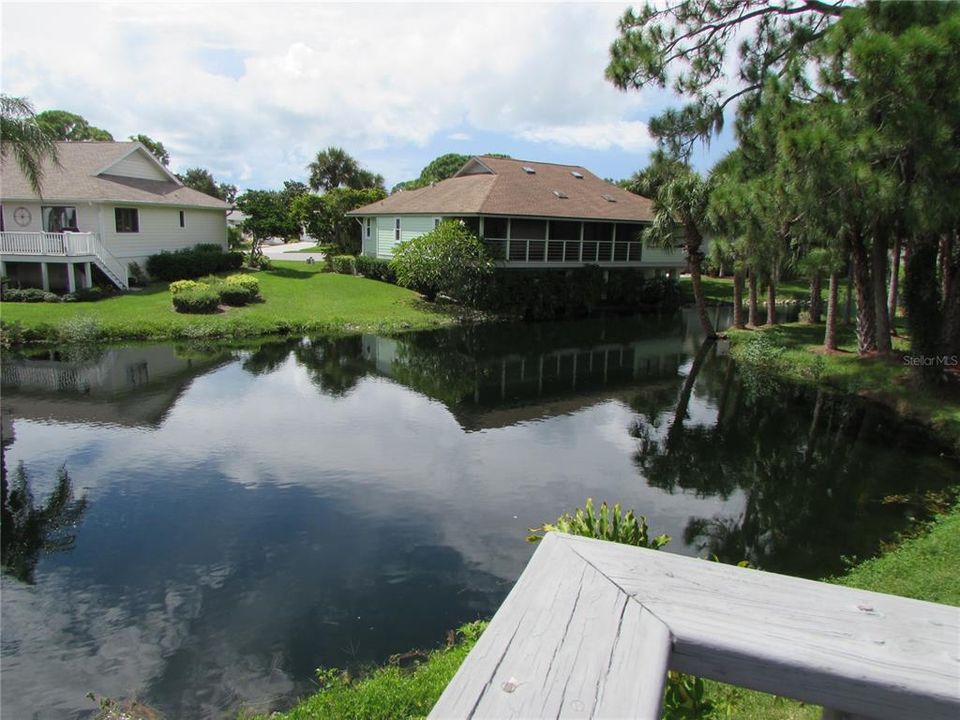 Active With Contract: $2,000 (2 beds, 2 baths, 1201 Square Feet)
