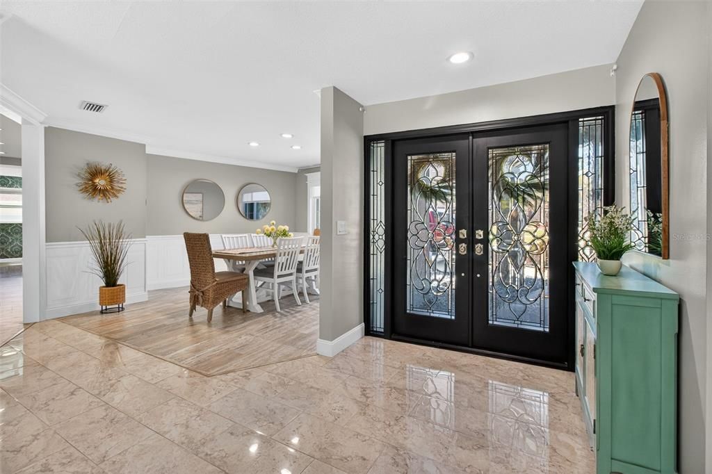 Activo con contrato: $875,000 (4 camas, 2 baños, 2744 Pies cuadrados)