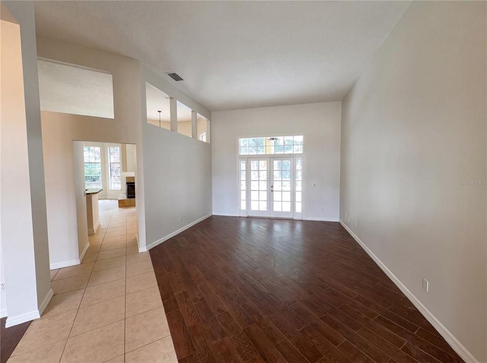 En Venta: $660,000 (4 camas, 3 baños, 2623 Pies cuadrados)