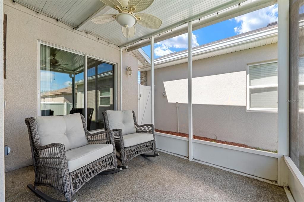For Sale: $439,900 (3 beds, 2 baths, 1691 Square Feet)