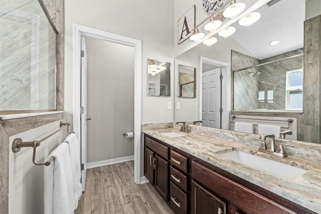 For Sale: $439,900 (3 beds, 2 baths, 1691 Square Feet)