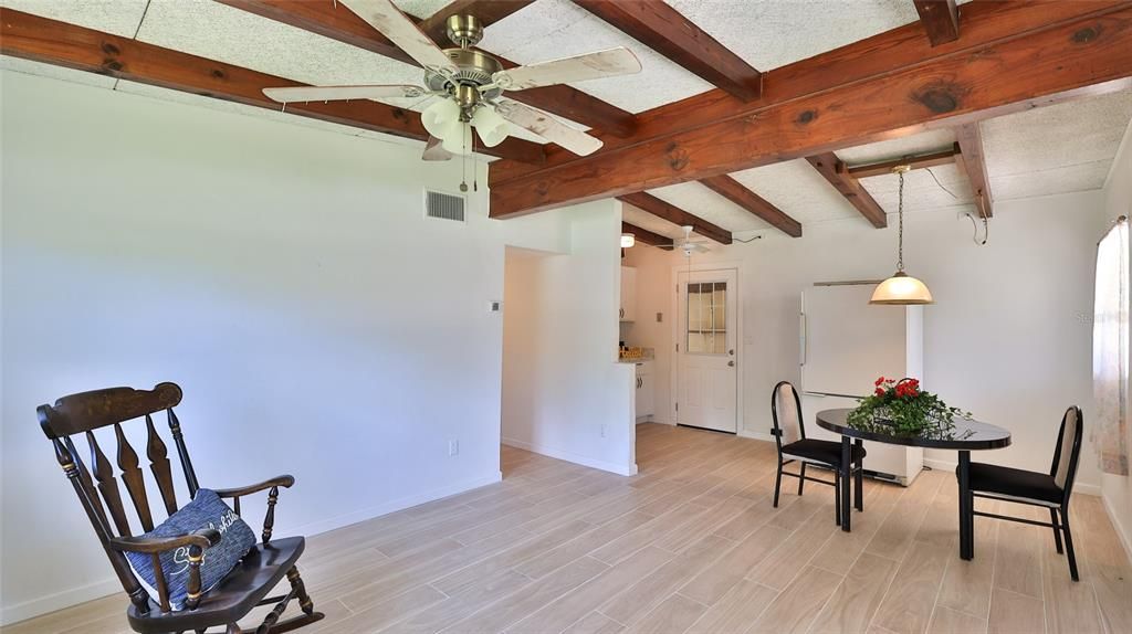 En Venta: $225,000 (3 camas, 1 baños, 814 Pies cuadrados)