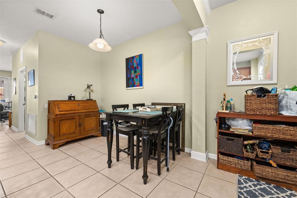 For Sale: $380,000 (3 beds, 2 baths, 1644 Square Feet)