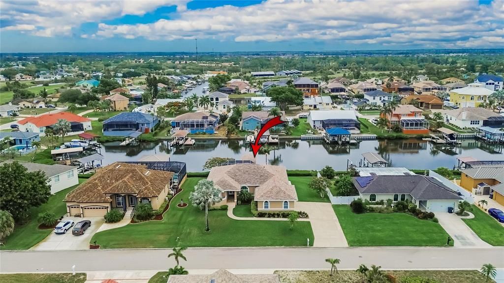 Activo con contrato: $859,990 (3 camas, 2 baños, 1976 Pies cuadrados)