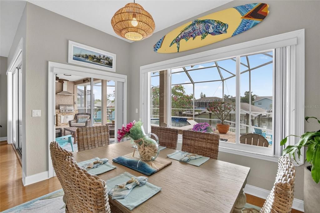 Activo con contrato: $859,990 (3 camas, 2 baños, 1976 Pies cuadrados)