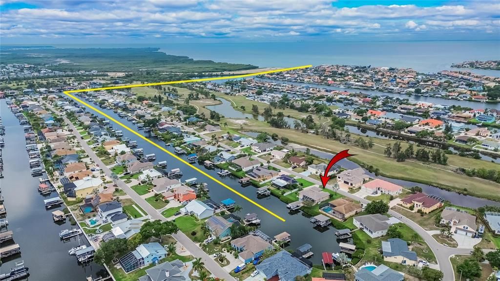Activo con contrato: $859,990 (3 camas, 2 baños, 1976 Pies cuadrados)