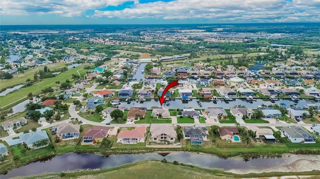 Activo con contrato: $859,990 (3 camas, 2 baños, 1976 Pies cuadrados)