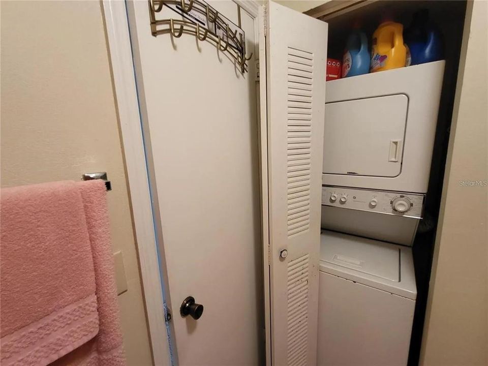 На продажу: $145,000 (1 спален, 1 ванн, 990 Квадратных фут)