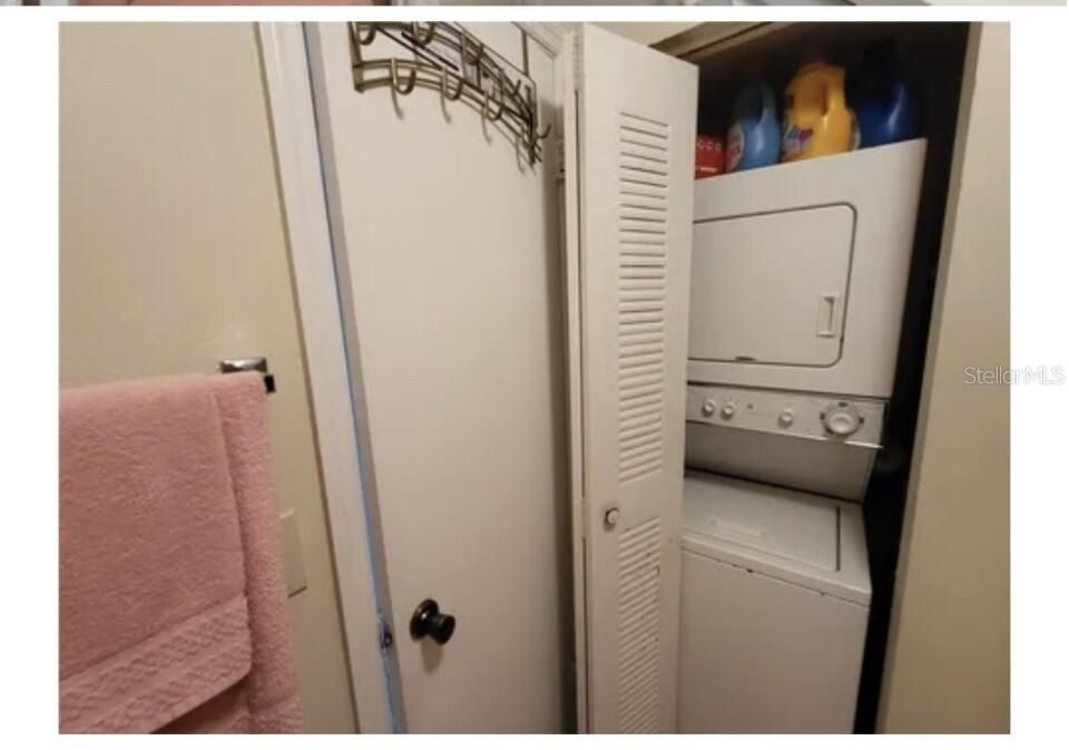 На продажу: $145,000 (1 спален, 1 ванн, 990 Квадратных фут)