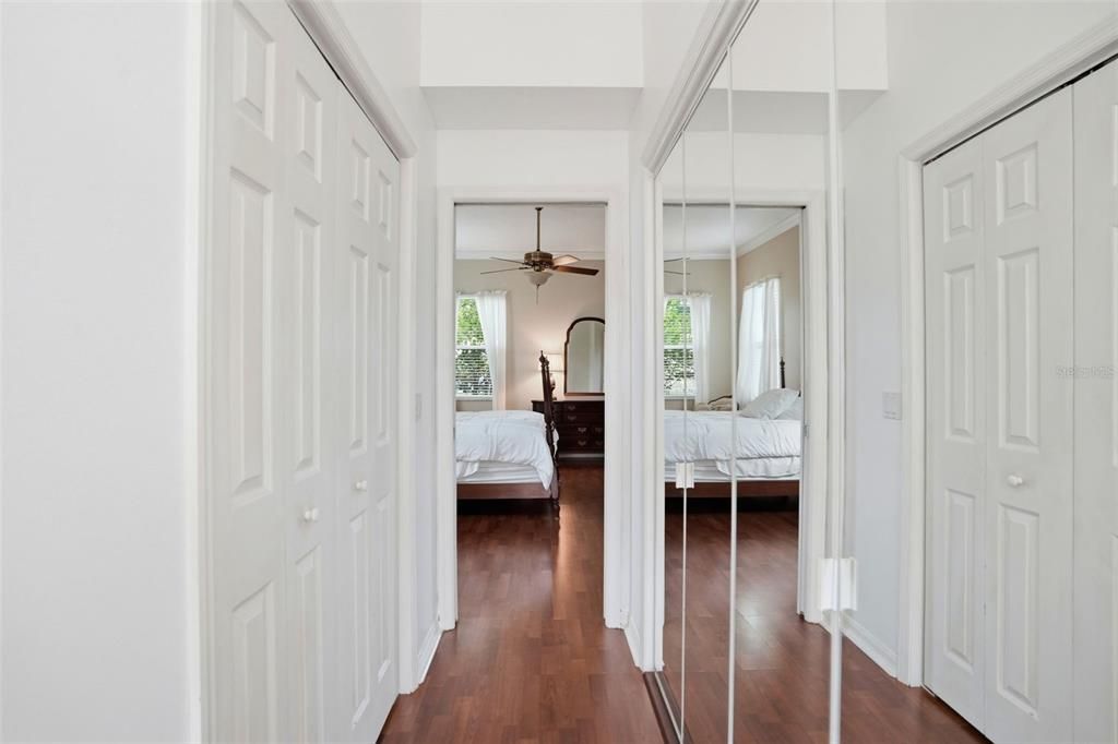 Activo con contrato: $429,900 (3 camas, 2 baños, 2196 Pies cuadrados)