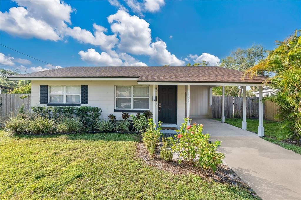 For Sale: $449,900 (3 beds, 1 baths, 1024 Square Feet)