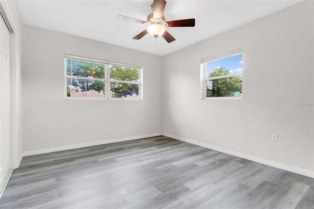 For Sale: $449,900 (3 beds, 1 baths, 1024 Square Feet)