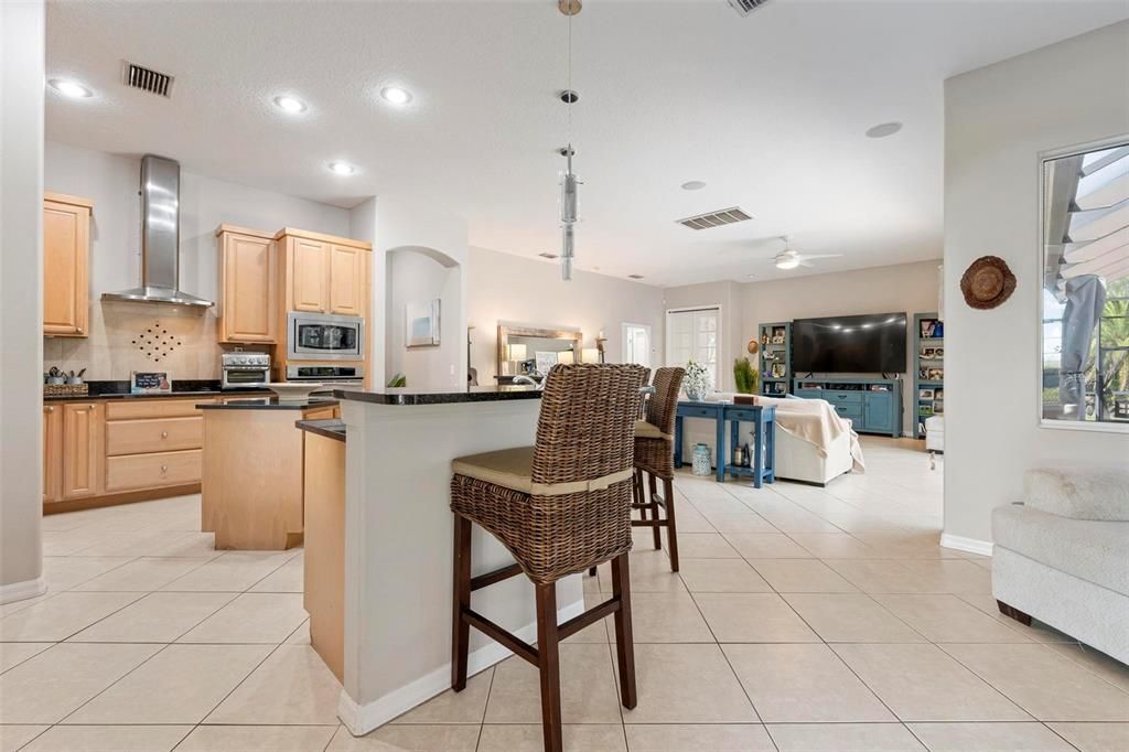 En Venta: $965,000 (4 camas, 2 baños, 3015 Pies cuadrados)