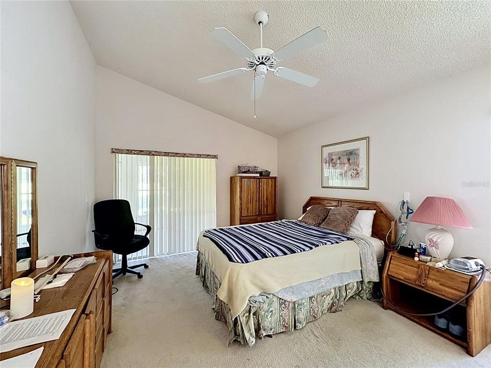En Venta: $314,900 (2 camas, 2 baños, 1572 Pies cuadrados)