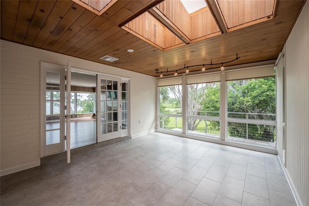En Venta: $2,250,000 (4 camas, 3 baños, 3062 Pies cuadrados)