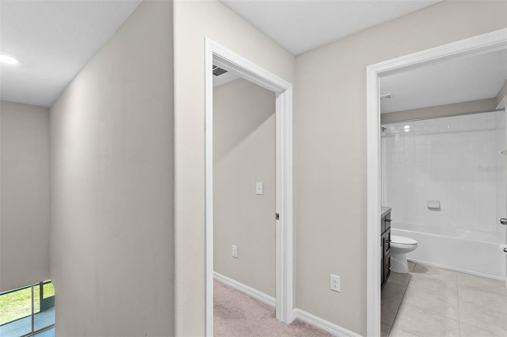 Active With Contract: $255,000 (3 beds, 2 baths, 1796 Square Feet)
