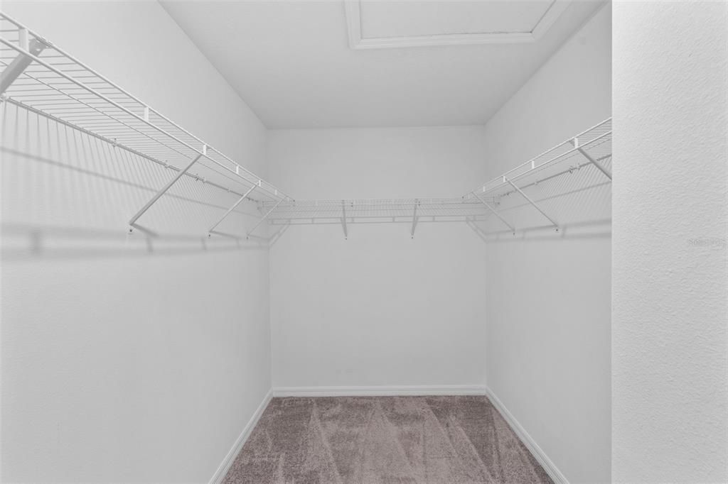 Active With Contract: $255,000 (3 beds, 2 baths, 1796 Square Feet)