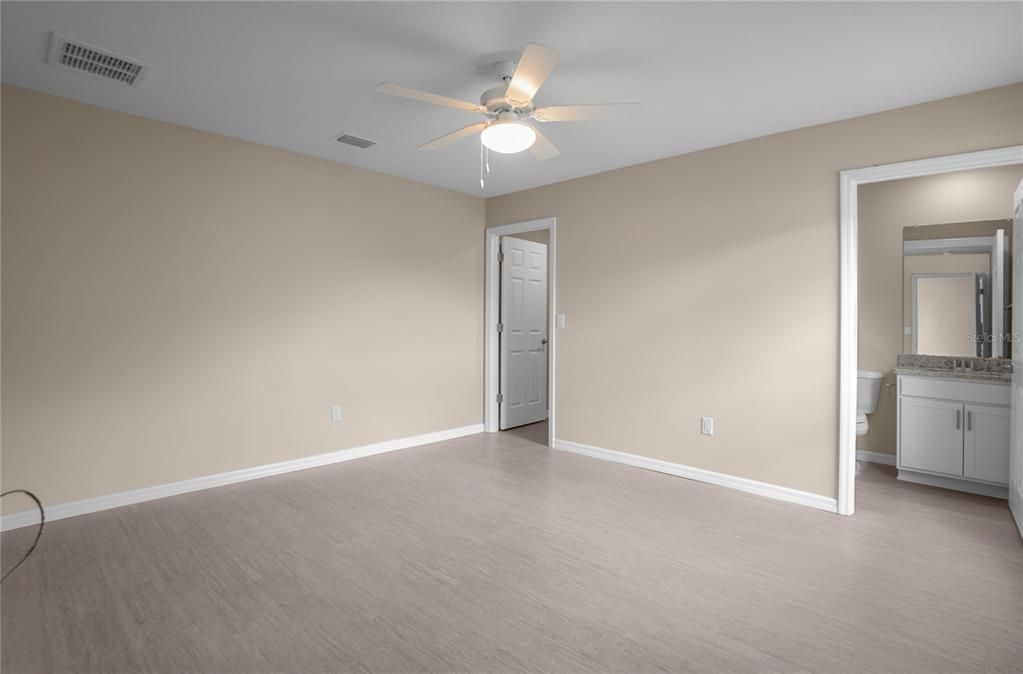 En Venta: $238,000 (3 camas, 2 baños, 1311 Pies cuadrados)