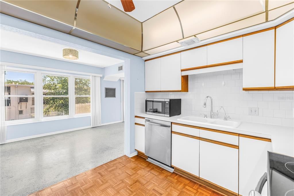En Venta: $127,000 (2 camas, 2 baños, 875 Pies cuadrados)