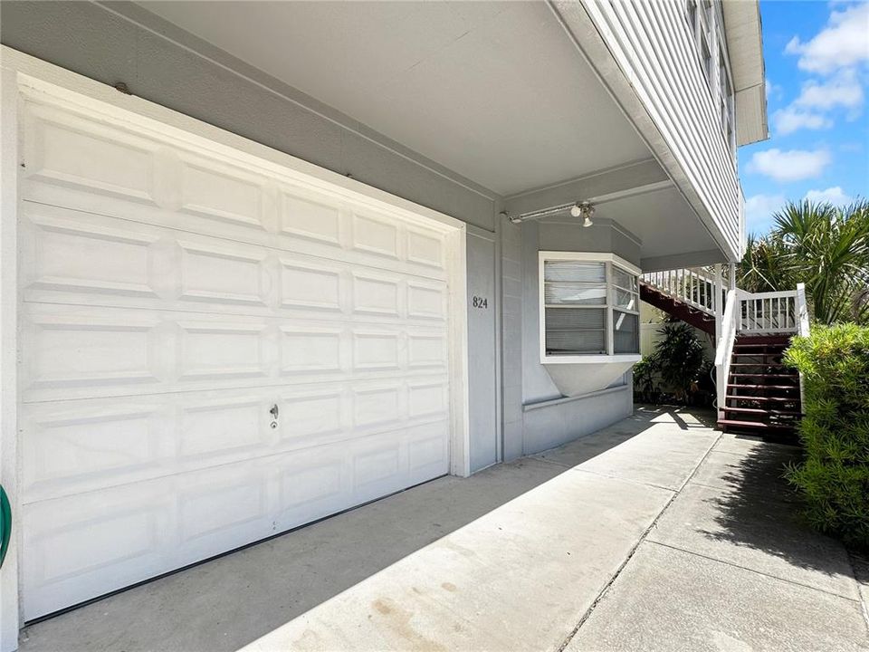 For Sale: $675,000 (3 beds, 3 baths, 1696 Square Feet)