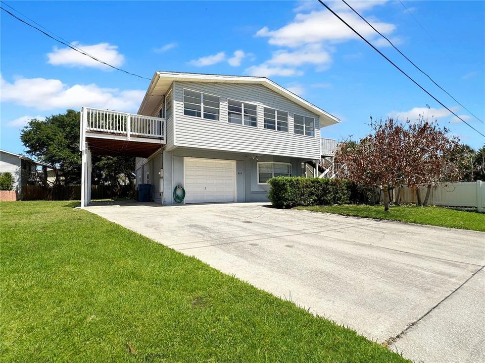 For Sale: $675,000 (3 beds, 3 baths, 1696 Square Feet)