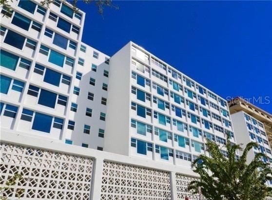 Под контрактом: $429,000 (0 спален, 1 ванн, 590 Квадратных фут)