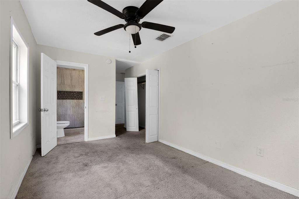 For Sale: $209,900 (3 beds, 2 baths, 1591 Square Feet)