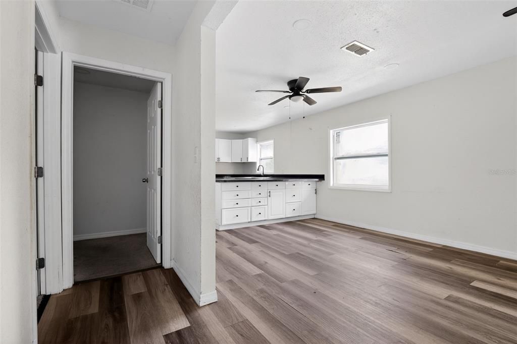 For Sale: $209,900 (3 beds, 2 baths, 1591 Square Feet)
