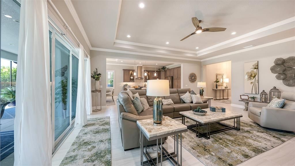 Activo con contrato: $778,000 (3 camas, 2 baños, 2399 Pies cuadrados)