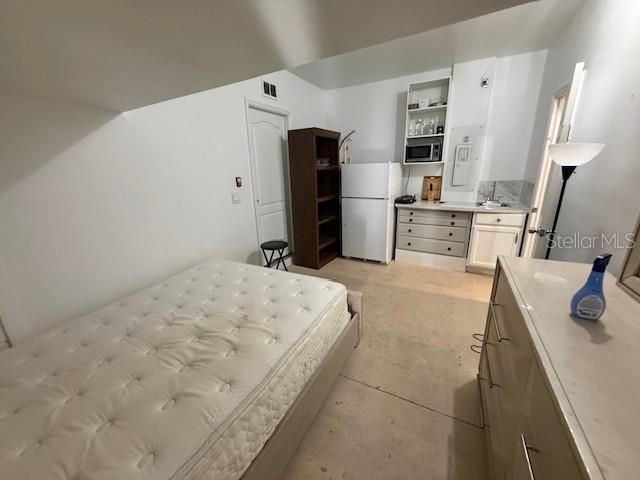 В аренду: $1,200 (1 спален, 1 ванн, 1 Квадратных фут)