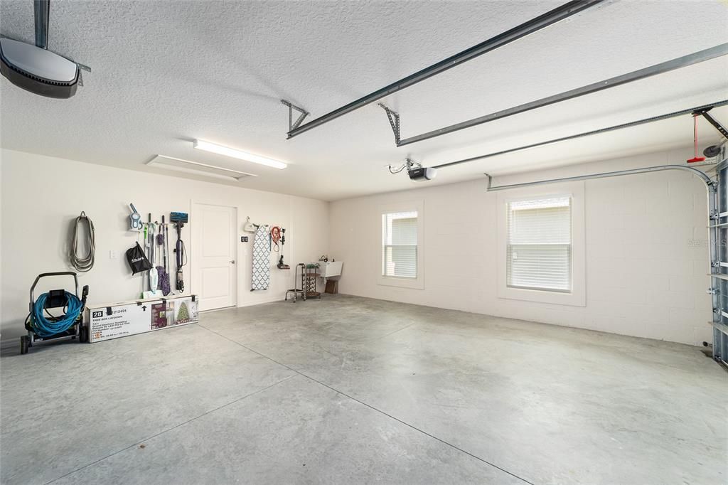 Activo con contrato: $329,900 (2 camas, 2 baños, 1290 Pies cuadrados)