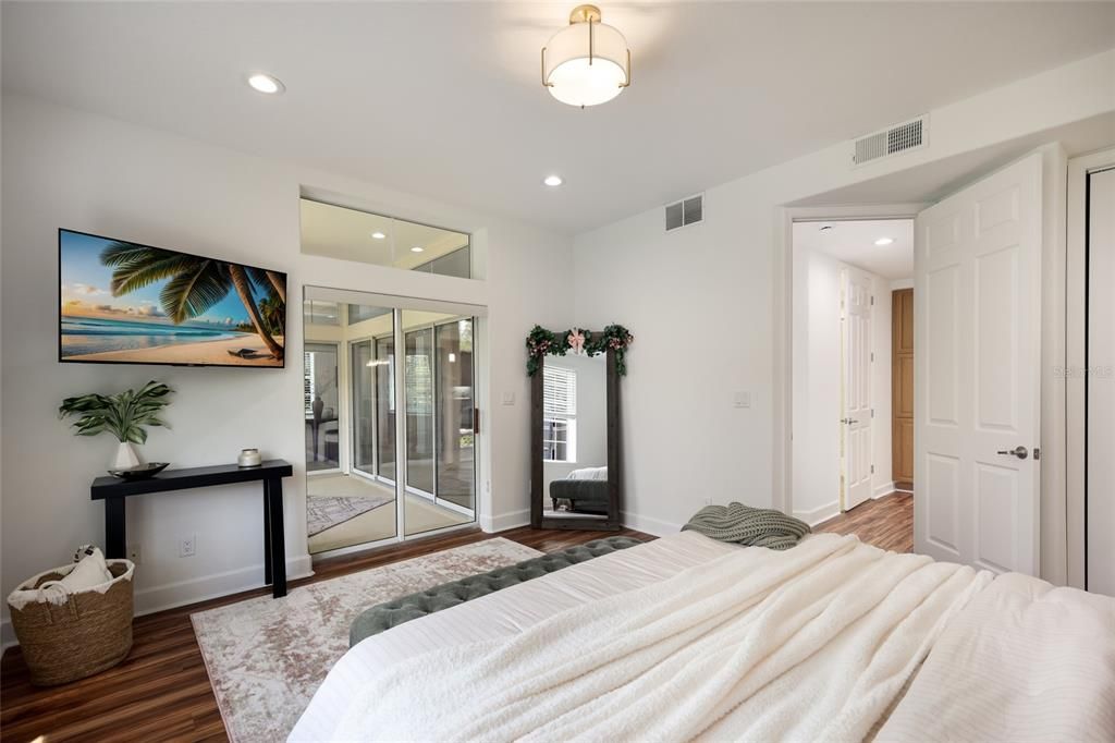 Active With Contract: $415,000 (2 beds, 2 baths, 1512 Square Feet)