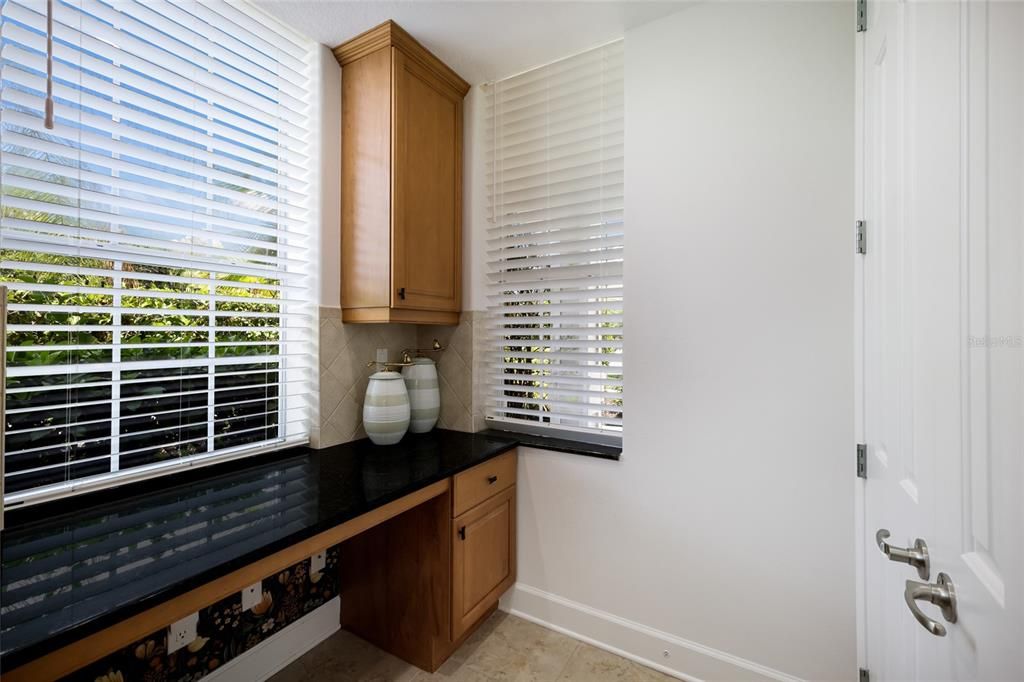 Active With Contract: $415,000 (2 beds, 2 baths, 1512 Square Feet)