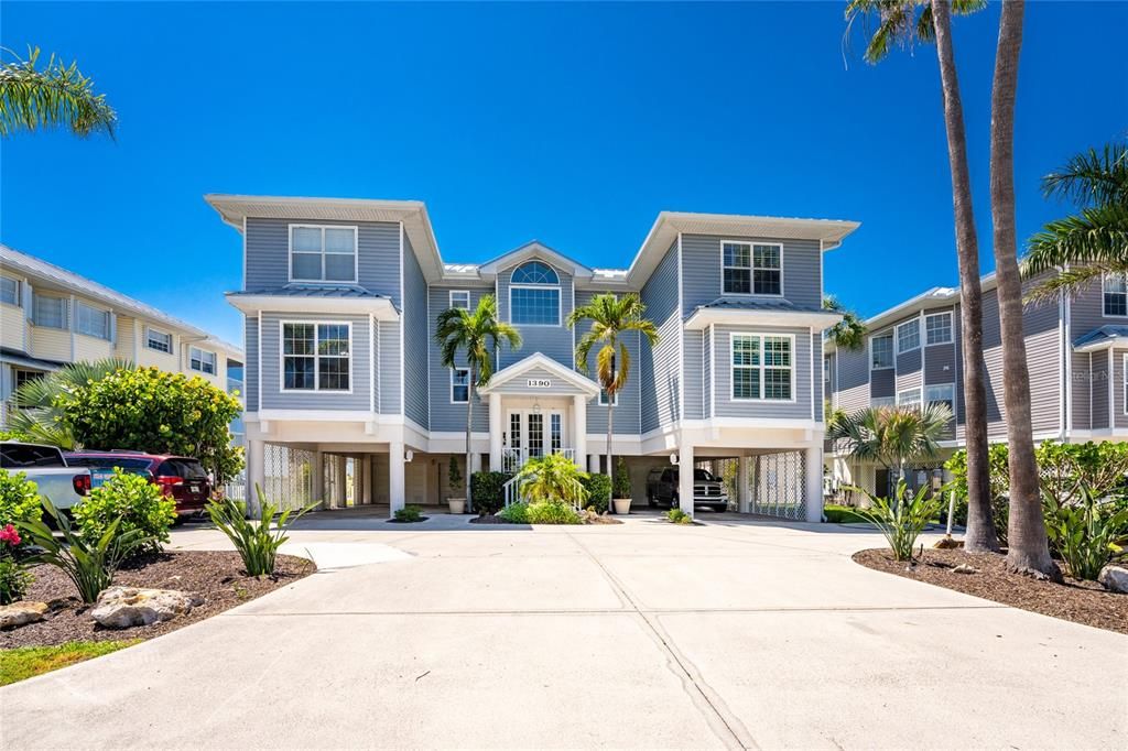 For Sale: $539,000 (2 beds, 2 baths, 1340 Square Feet)