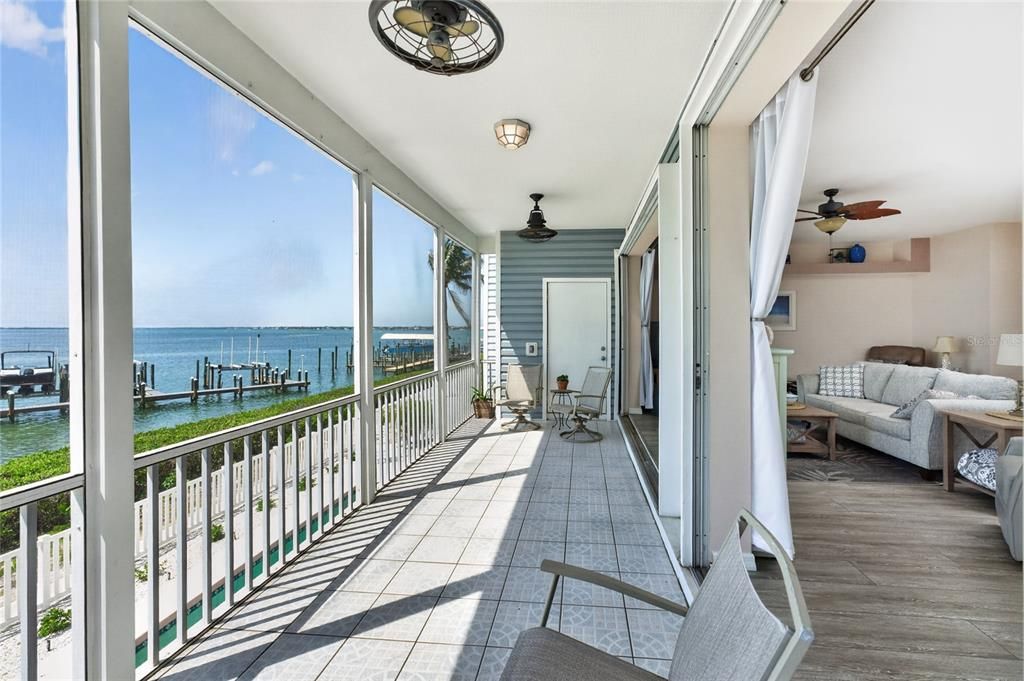 For Sale: $539,000 (2 beds, 2 baths, 1340 Square Feet)