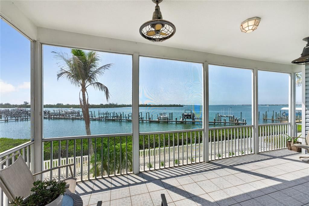 For Sale: $539,000 (2 beds, 2 baths, 1340 Square Feet)