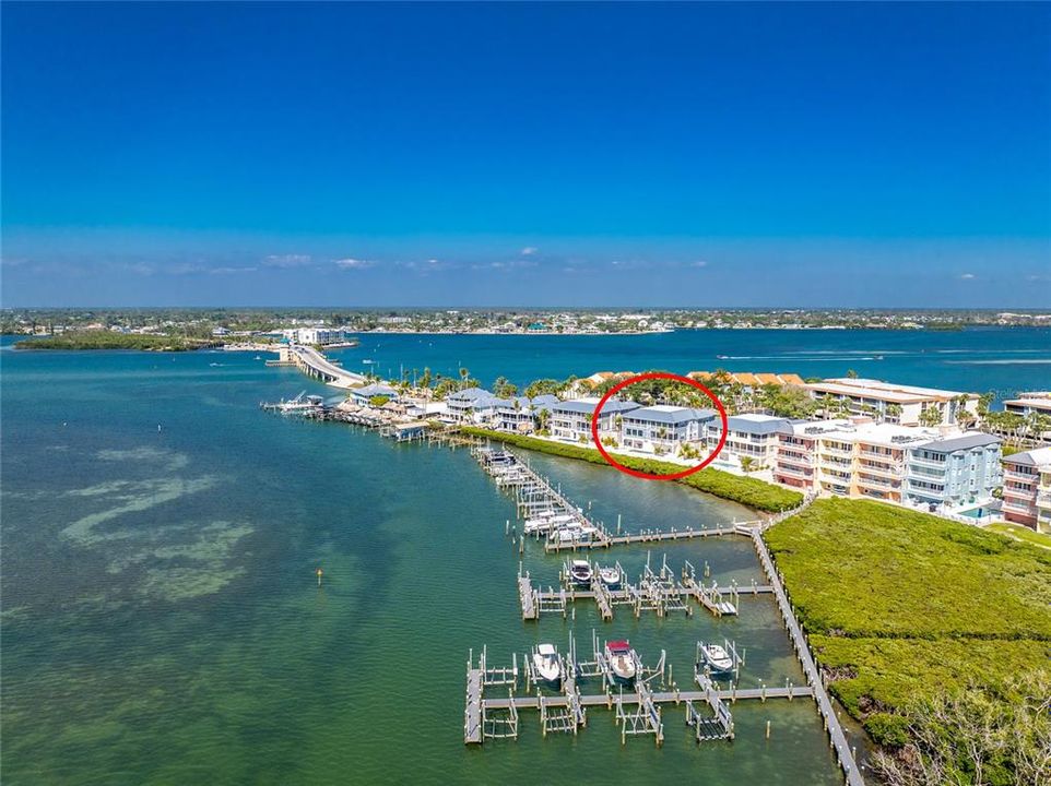 For Sale: $539,000 (2 beds, 2 baths, 1340 Square Feet)