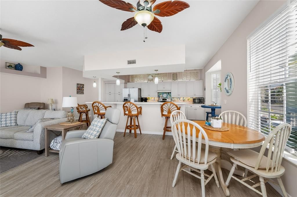 For Sale: $539,000 (2 beds, 2 baths, 1340 Square Feet)